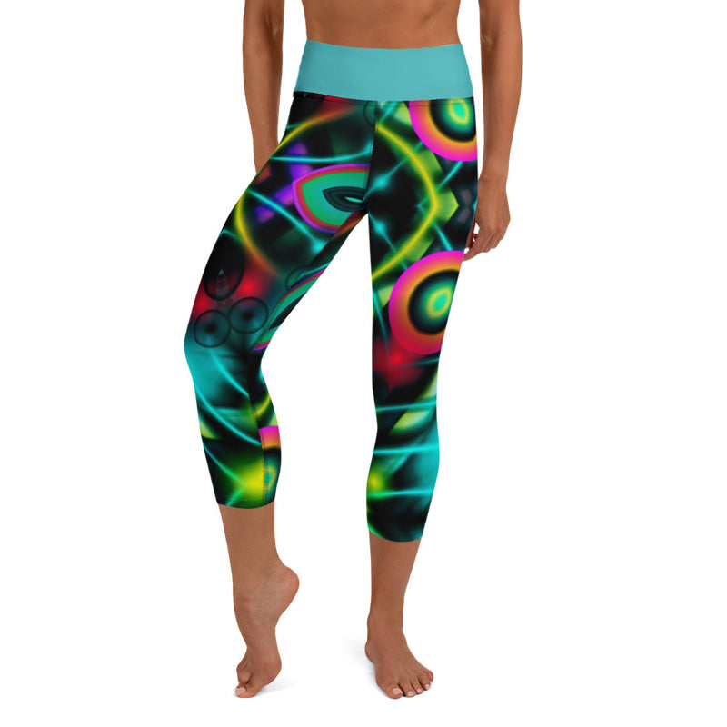 Yoga Capri Leggings Kaleidoscope - SAVANNAHWOOD