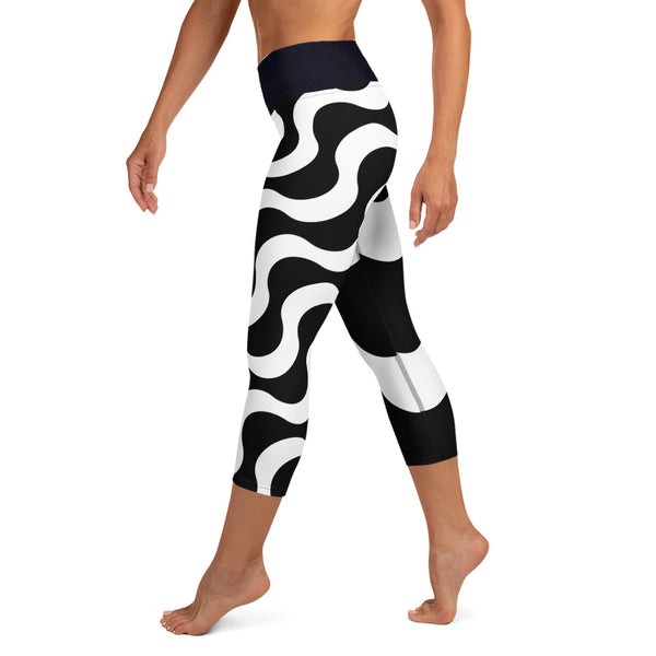 Yoga Capri Leggings monochrome - SAVANNAHWOOD